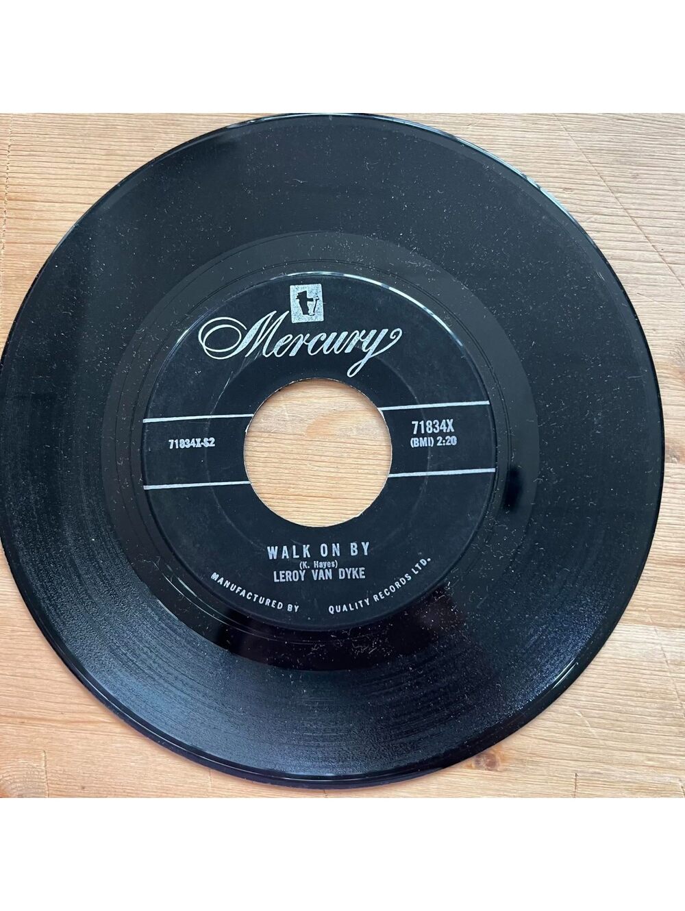 Leroy Van Dyke - Walk on By/My World is Caving In 45rpm VG+ R20